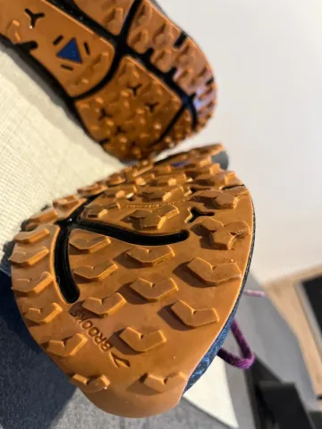 Used Brooks Divide 4 bike — image 6 of 12