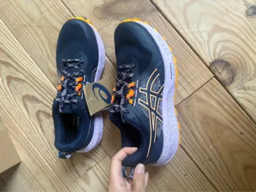 Used Asics Gel Sonoma 8 bike — image 5 of 6