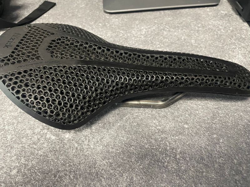 Fizik Antares Adaptive 3D 2025 Saddles & Seatposts usato