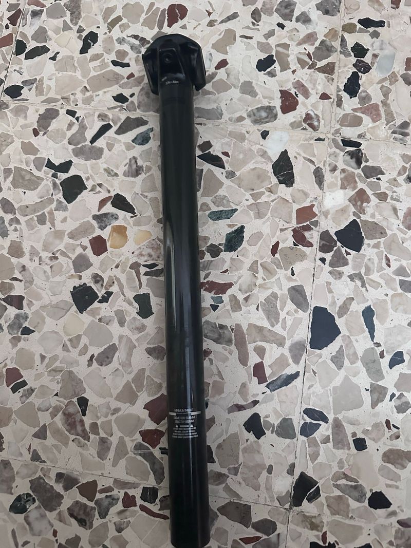 Used Bontrager Pro Carbon Seatpost Saddles & Seatposts