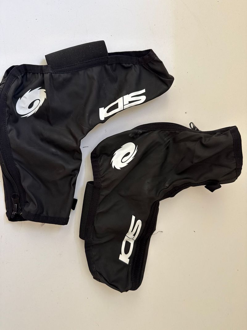 Used Sidi Copriscarpe Antipioggia Cycling Clothing