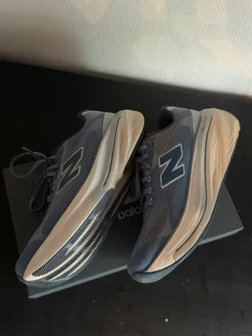 Gebrauchtes New Balance hardloopschoenen bike — Bild 5 von 9