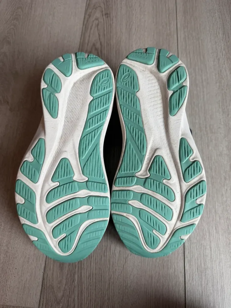 Used Asics GT-2000 12 bike — image 10 of 12