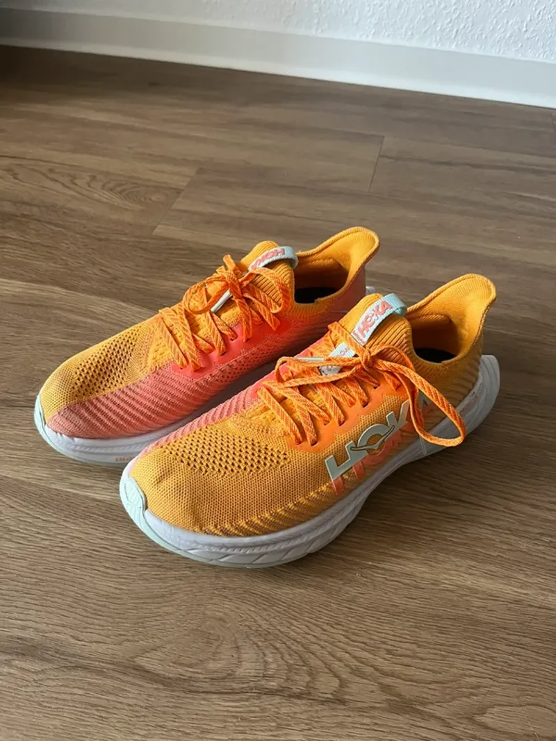 Orange Carbon X3 Running Shoes usato