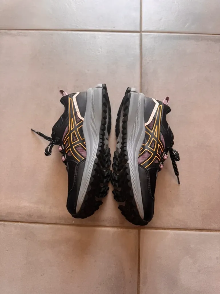 Used Asics Trail Scout 3 bike — image 2 of 5