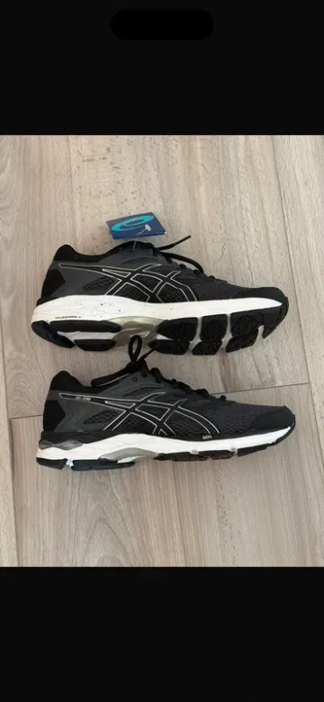 Brugt Asics Gel Zone 6 bike — billede 3 af 5