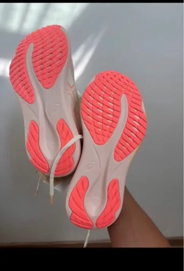 Używany Asics Flytefoam bike — zdjęcie 2 z 4