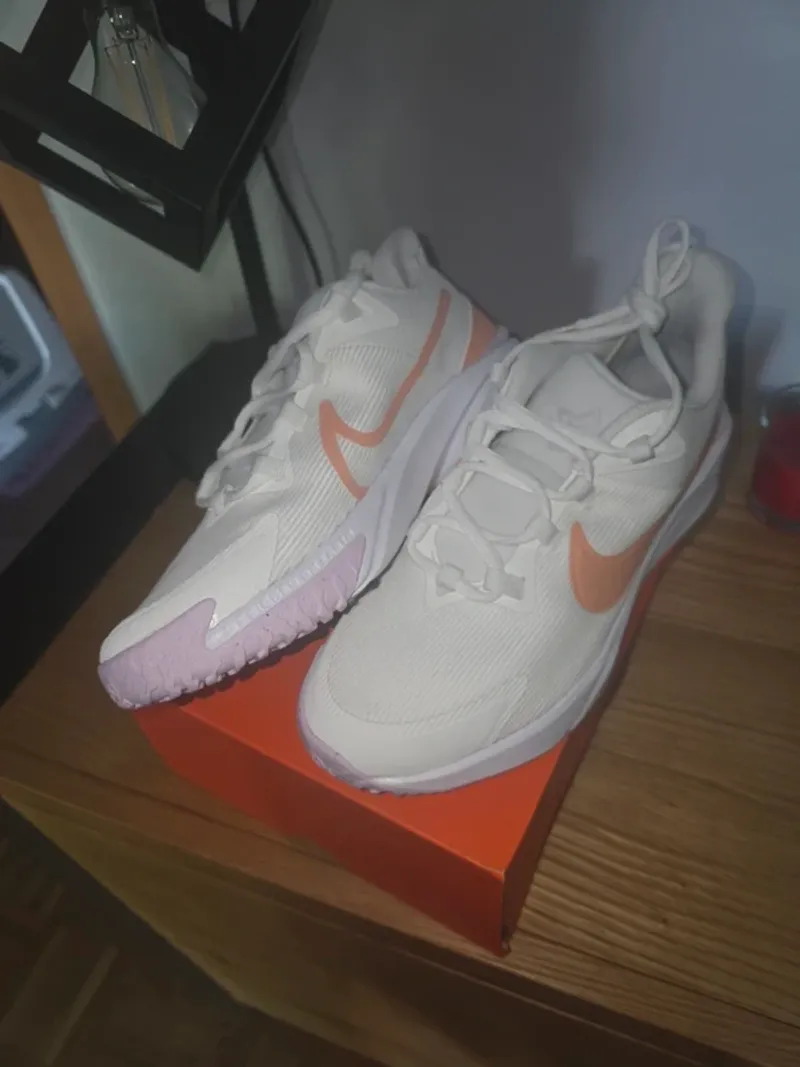 Used Nike Star Runner Running Shoes