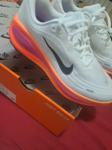 Brugt Nike Vomero Plus Run bike — billede 2 af 10