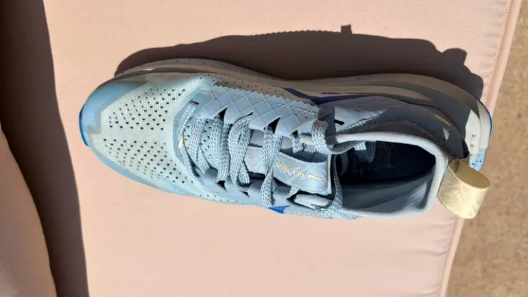 Used Nike ZoomX Zegama Trail 2 bike — image 7 of 9