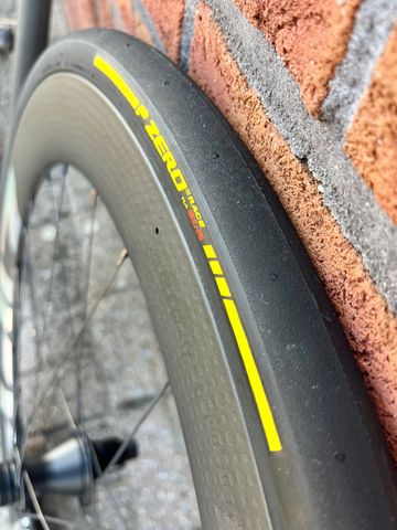 Použité Zipp 303 Firecrest 2026 bike — obrázek 7 z 11