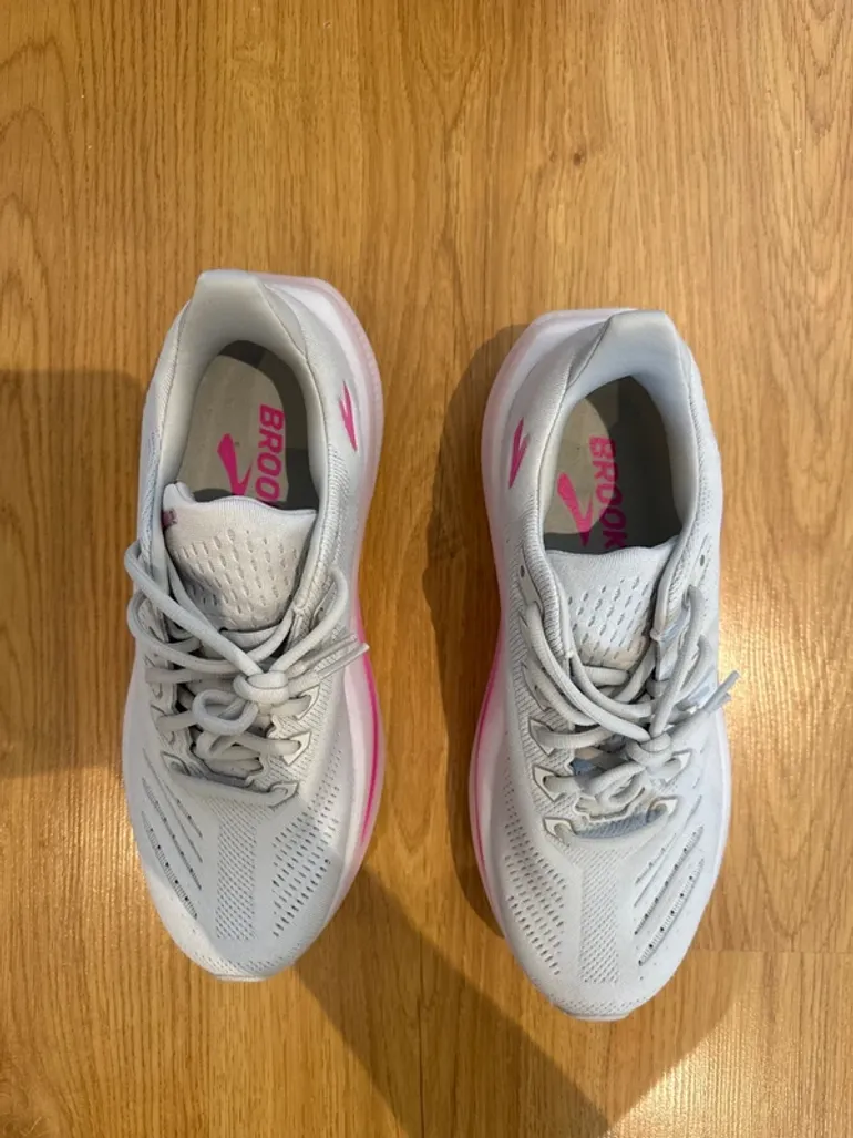 Used Brooks Glycerin Max 2 bike — image 3 of 5