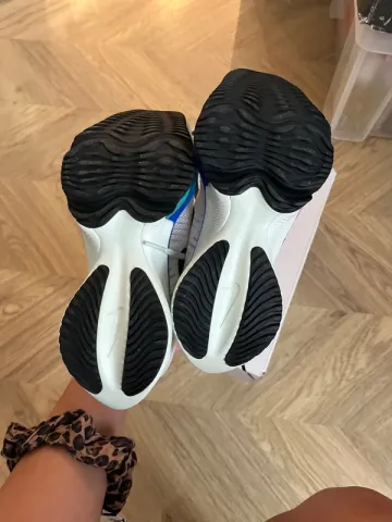 Brugt Nike Air Zoom Tempo Next% bike — billede 7 af 9