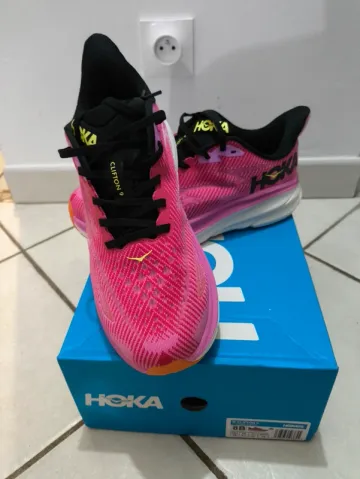 Used Hoka Clifton 9 bike — image 4 of 7