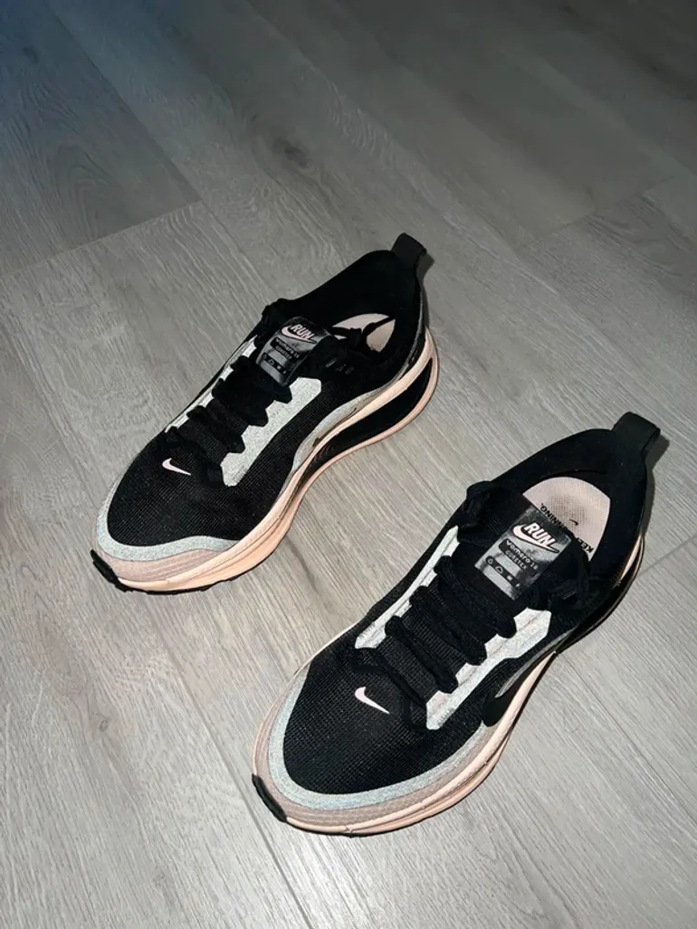 Použité Nike Vomero 18 Gore-Tex bike — obrázek 11 z 11