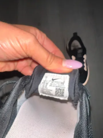 Použité Nike Vomero 18 Gore-Tex bike — obrázek 9 z 11