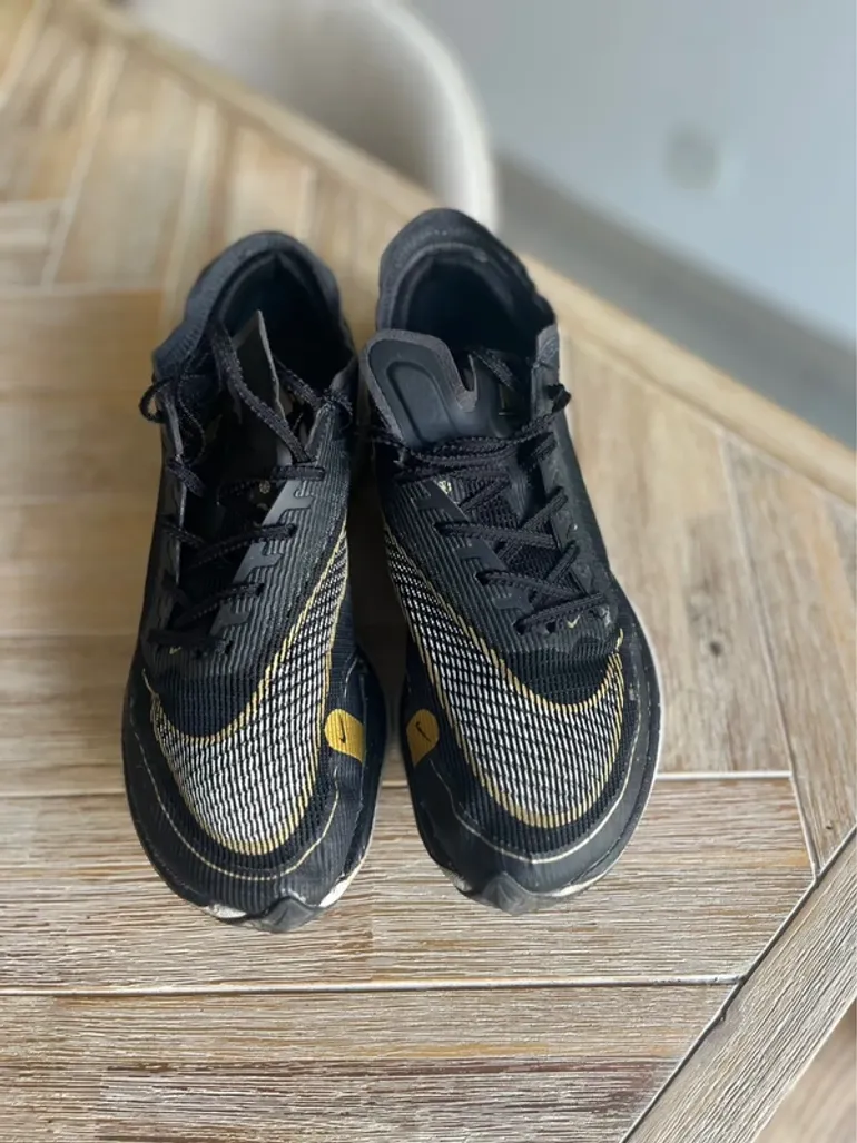 Nike Vaporfly 2 bike usato — immagine 3 di 4