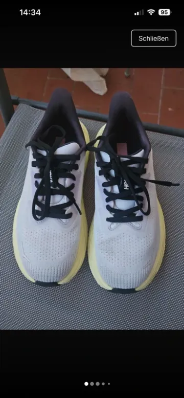 Brugt Hoka Laufschuhe bike — billede 1 af 6
