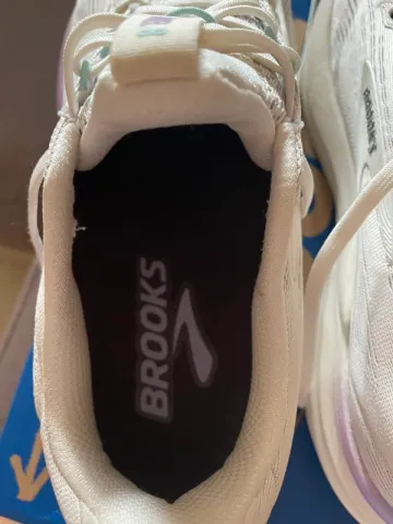 Used Brooks Revel 8 bike — image 5 of 8
