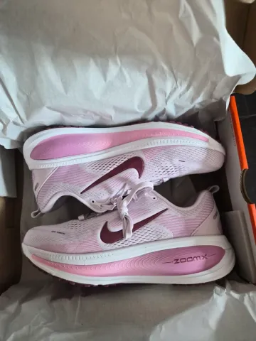 Brugt Nike Vomero 18 bike — billede 1 af 7