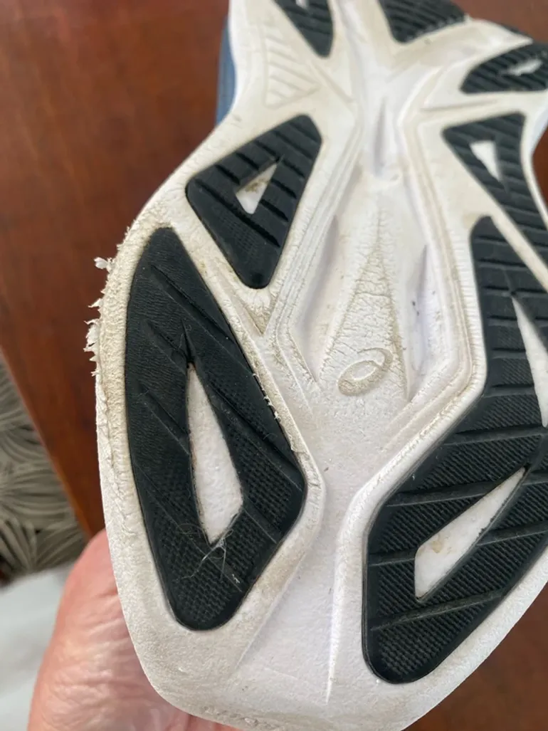 Used Asics Superblast 2 bike — image 8 of 9