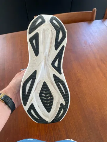 Used Asics Superblast 2 bike — image 6 of 9