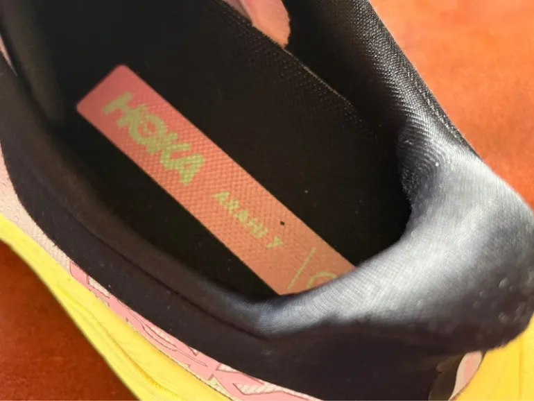 Used Hoka Arahi 7 bike — image 6 of 6