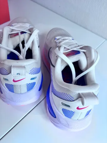 Tweedehands Nike Vomero 18 bike — afbeelding 6 van 7