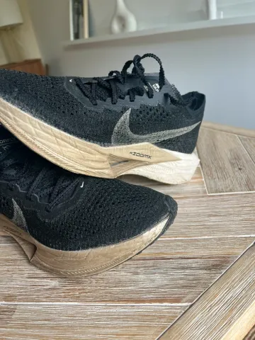 Nike Vaporfly 3 bike usato — immagine 2 di 5