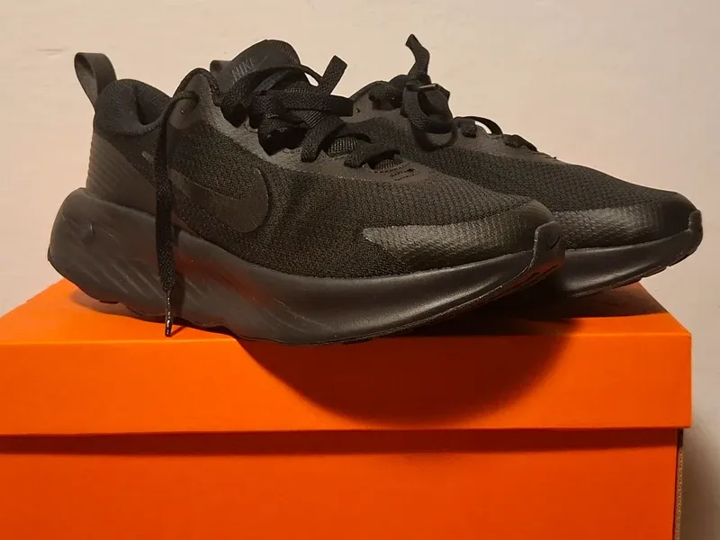 Used Scarpa Promina Running Shoes