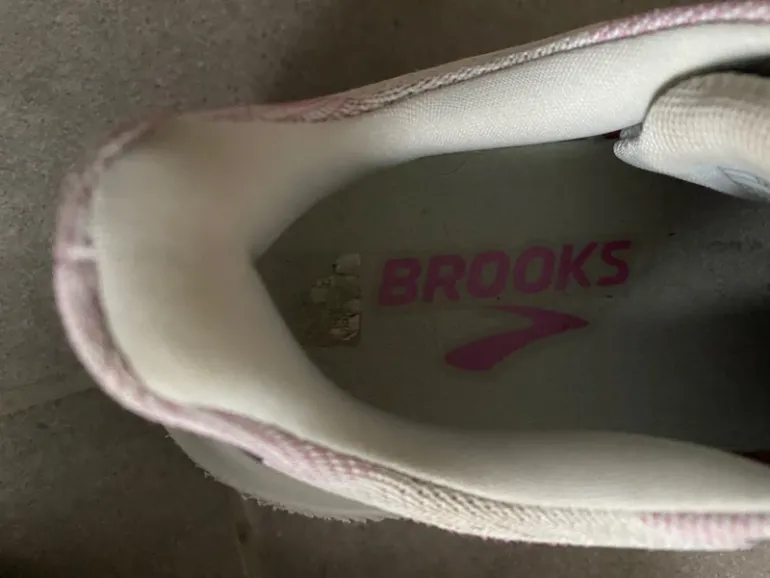 Used Brooks Ghost 17 bike — image 4 of 5