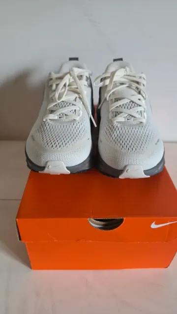 Brugt Nike Vomero 18 ZoomX bike — billede 1 af 4