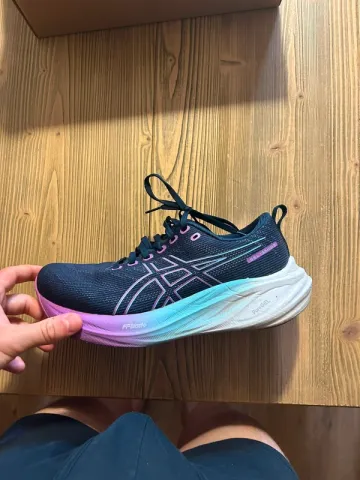 Brugt Asics Running Shoes bike — billede 4 af 6