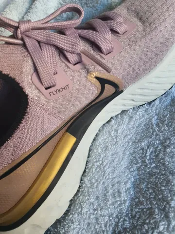 Used Nike React Infinity Run Flyknit bike — image 8 of 12