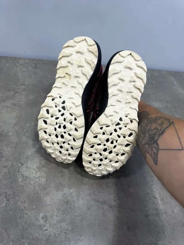Used Asics Gel-Sonoma 7 bike — image 8 of 9