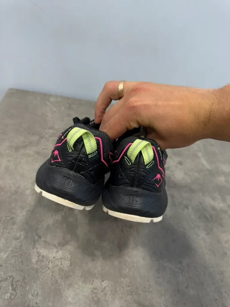 Used Asics Gel-Sonoma 7 bike — image 7 of 9