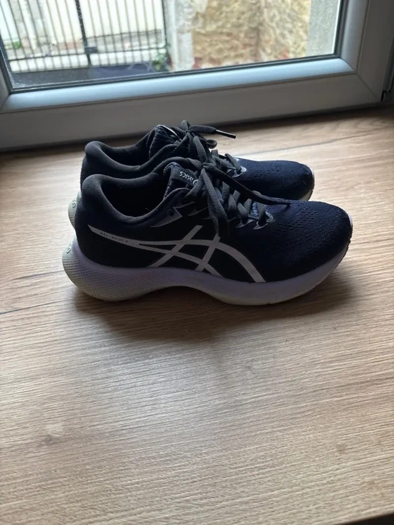 Gebrauchtes Asics Running Shoes Running Shoes