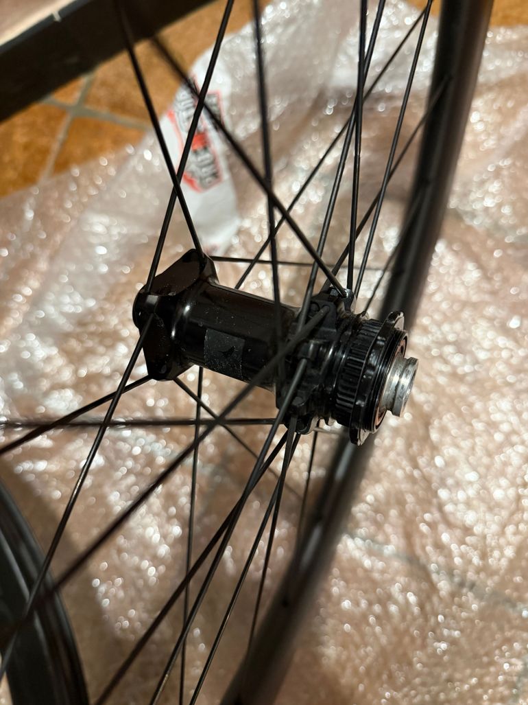 Used Fulcrum Wind 57 Wheels 2025 bike — image 4 of 5