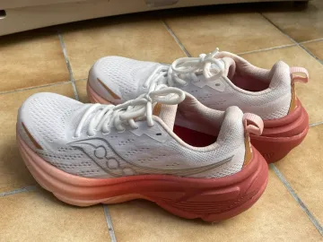 Tweedehands Saucony Running Shoes bike — afbeelding 2 van 11