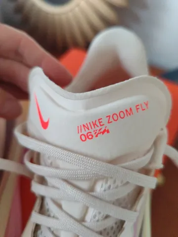 Used Nike Zoom Fly 6 bike — image 6 of 8