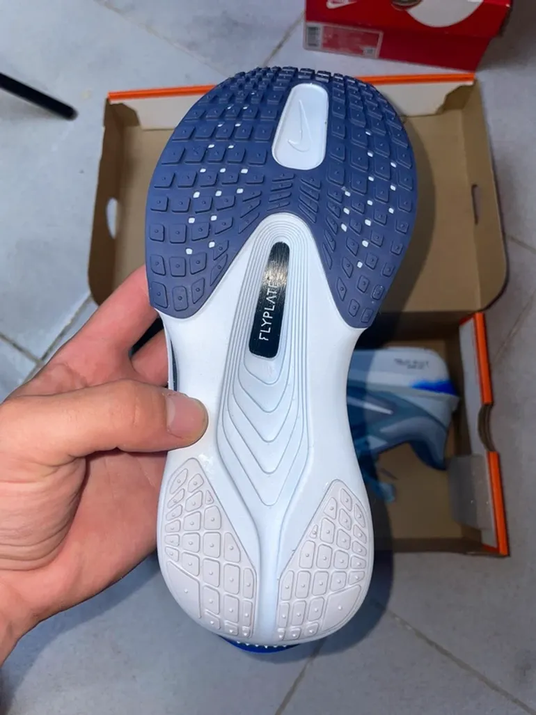 Used Nike Zoom Fly 6 bike — image 6 of 8