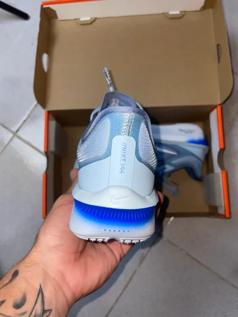 Used Nike Zoom Fly 6 bike — image 4 of 8