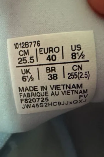 Used Asics Running Shoes bike — image 6 of 7