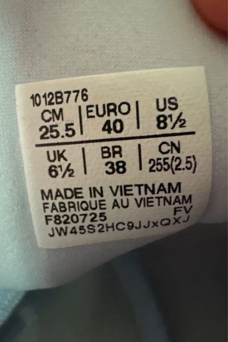 Used Asics Running Shoes bike — image 6 of 7