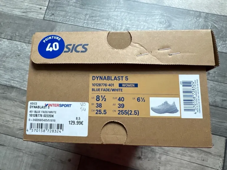 Used Asics Running Shoes bike — image 2 of 7