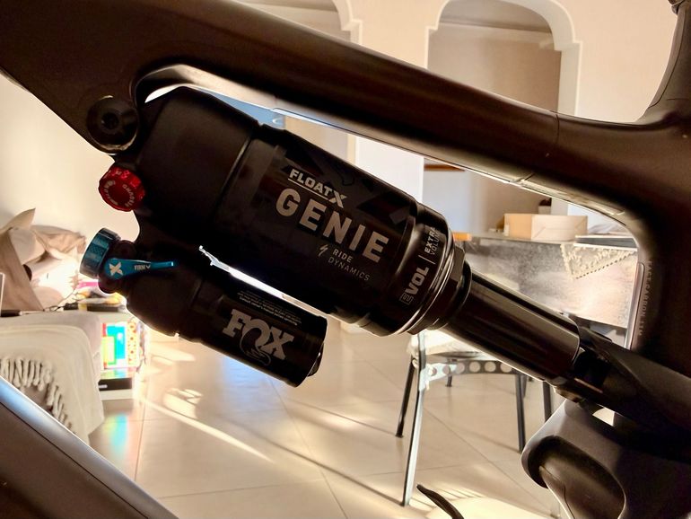Fox FLOAT X GENIE 2026 bike d'occasion — image 3 sur 3