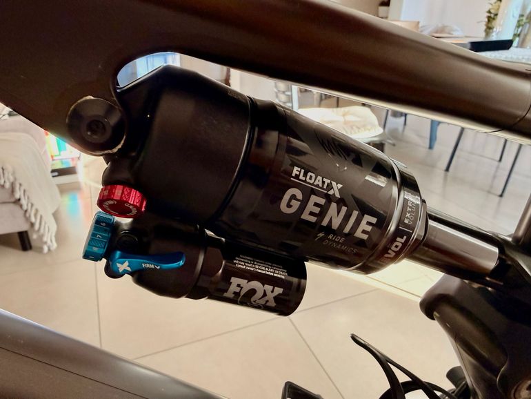 Fox FLOAT X GENIE 2026 bike d'occasion — image 2 sur 3