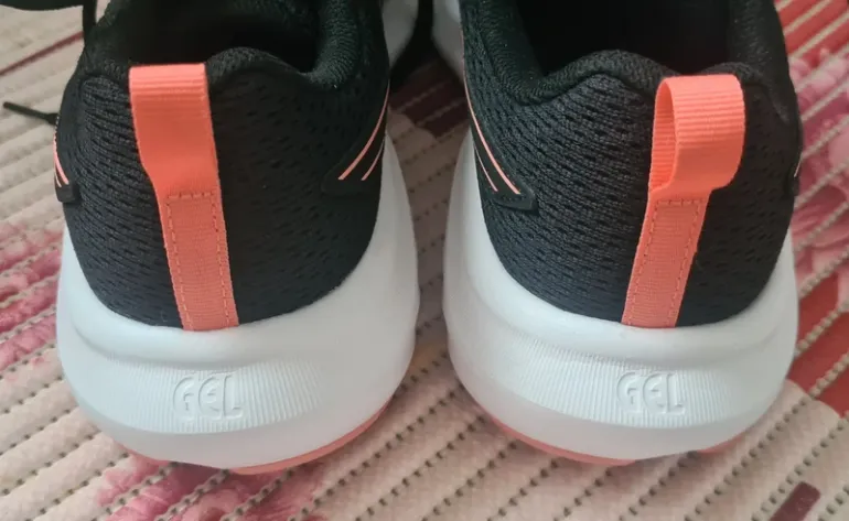 Used Asics Gel bike — image 2 of 7