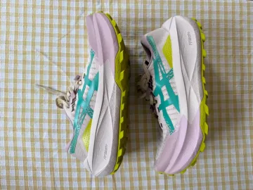 Used Asics Trabuco Max 5 bike — image 1 of 3