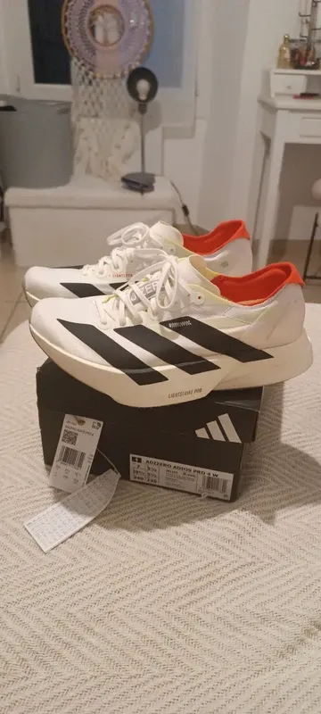 Used Adidas Adizero Pro 4 bike — image 2 of 5